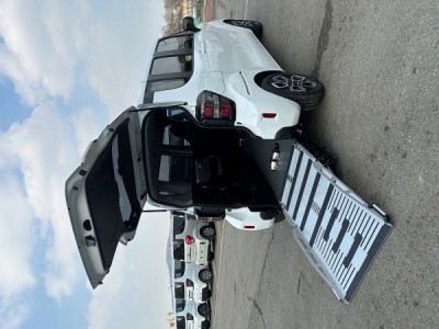 휠체어도 있고 차도 있는데 탈 수가 없네 노원, ‘서울시 최초‘ 중증장애인 차량용 보조기기 지원 시범사업