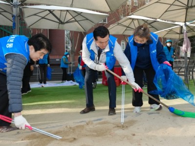 손영준 노원구의장, 중계본동 새봄맞이 대청소 동참 ‘깨끗한 환경 조성 앞장