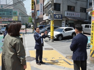 안복동 노원구의원, 어린이 보호구역 안전 강화 및 주민 건강 증진 위한 현장 소통 행보